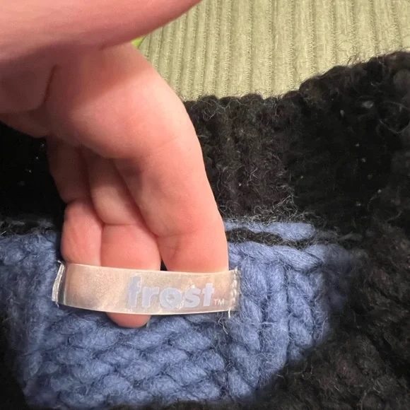 Wool sweater - Picture 3 of 4